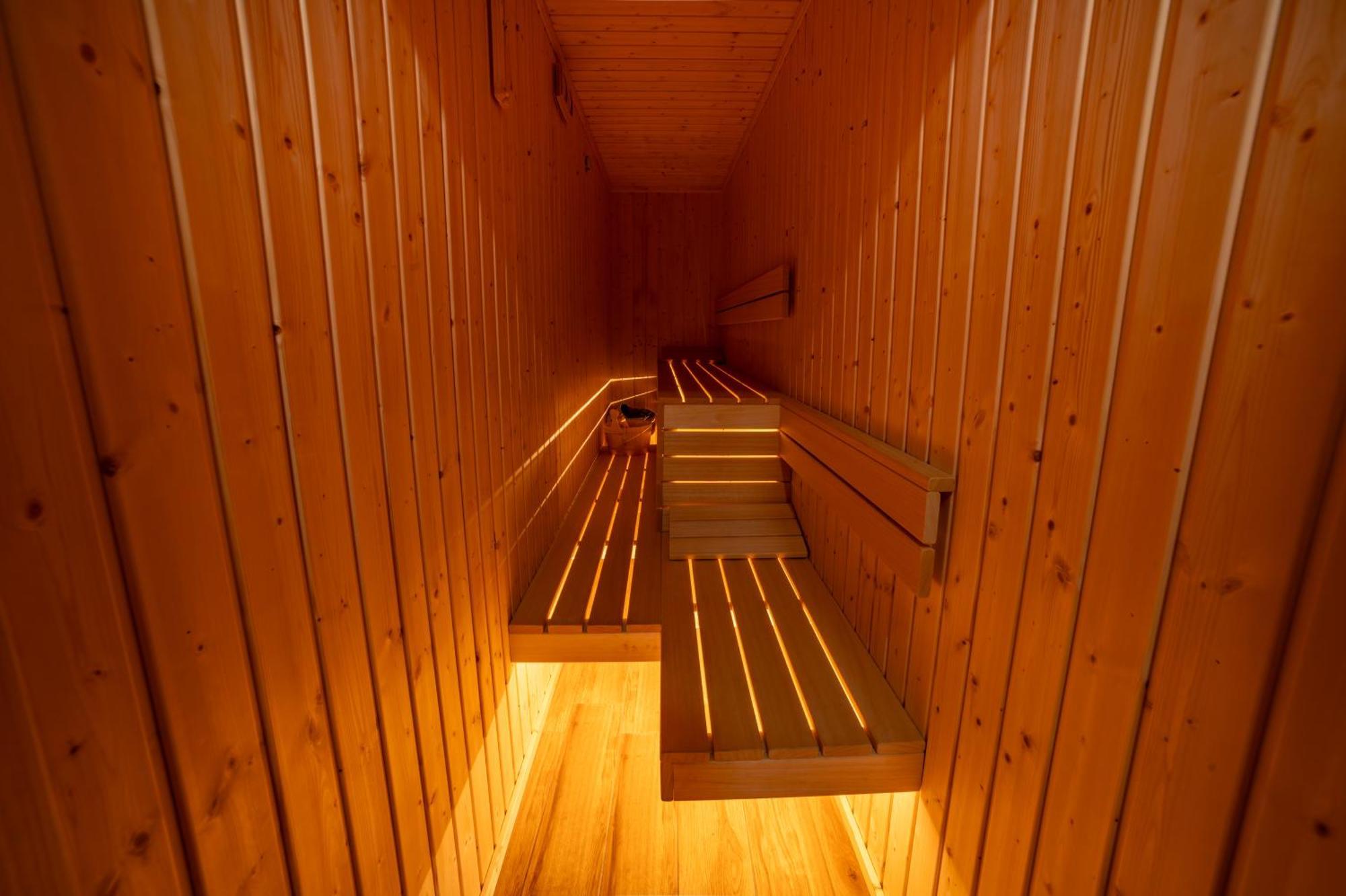 Iatrus Guest Apartment & Sauna Veliko Tarnovo Exterior photo