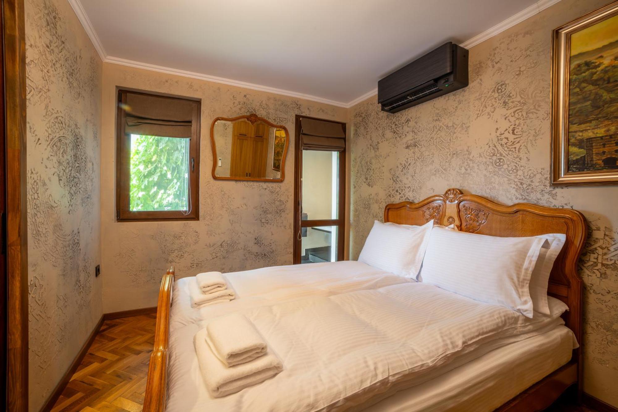 Iatrus Guest Apartment & Sauna Veliko Tarnovo Exterior photo