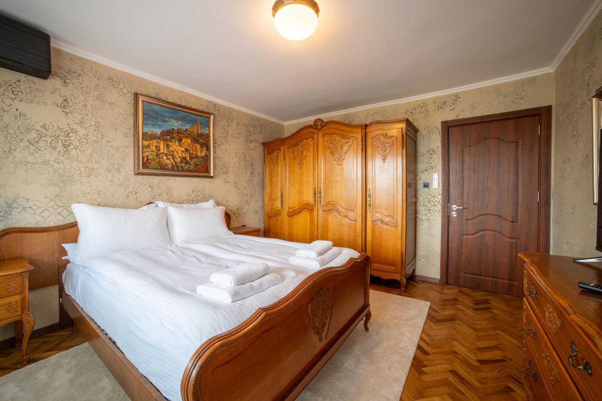 Iatrus Guest Apartment & Sauna Veliko Tarnovo Exterior photo